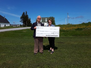 IGA Awards Community Grants in the St. Anthony Area